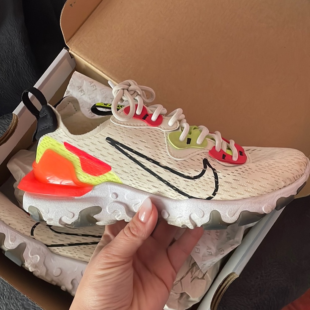 Size 4 Nike sneakers